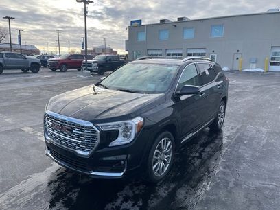 Used 2022 GMC Terrain Denali w/ Denali Premium Package