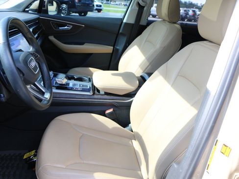 Used 2025 Audi Q7 3.0T Premium Plus w/ Premium Plus Package AWD/4WD image 28