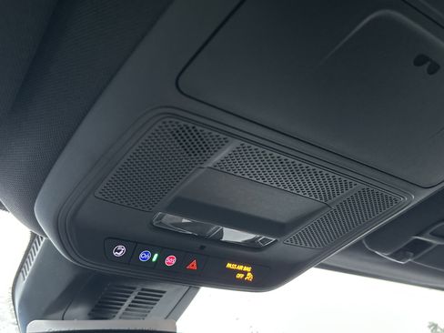 New 2026 Chevrolet Equinox LT w/ Convenience Package II image 21