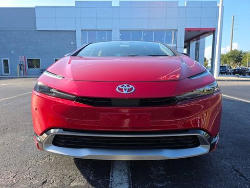 New 2026 Toyota Prius Plug-In Hybrid FWD image 2
