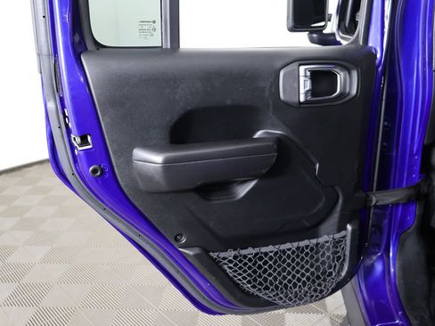 Used 2020 Jeep Wrangler Unlimited Rubicon AWD/4WD image 21