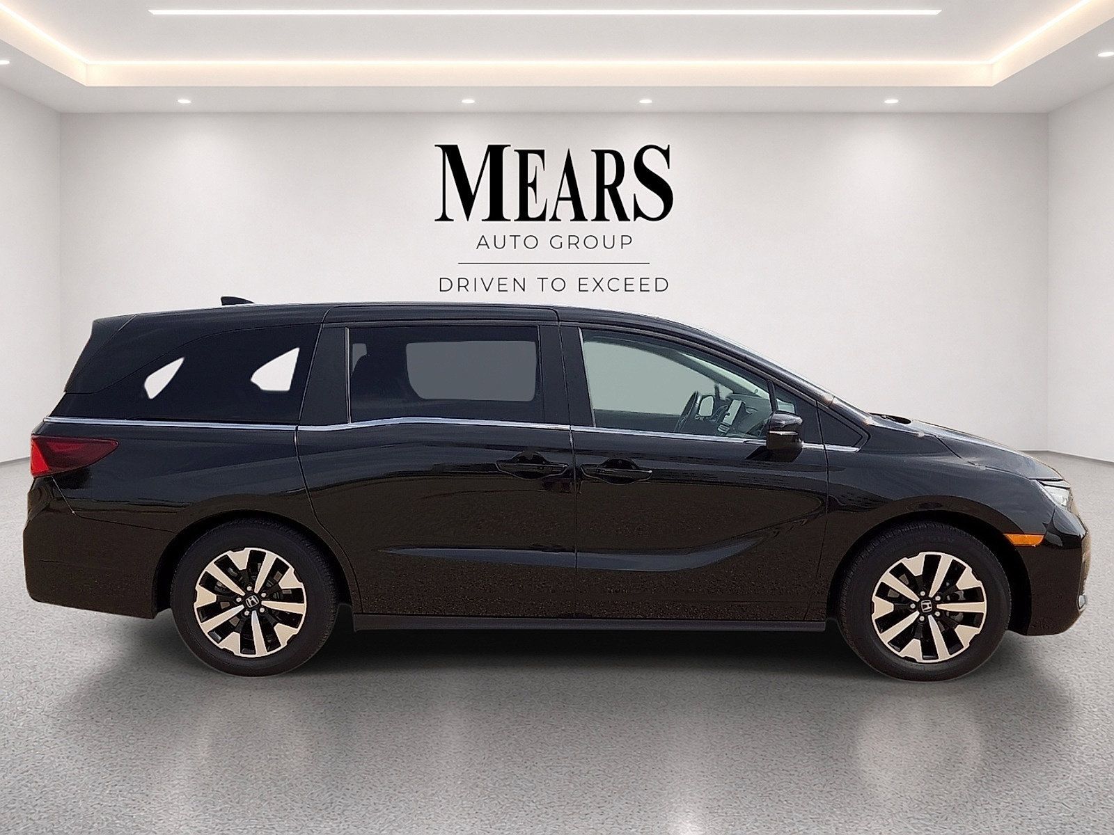 Used 2025 Honda Odyssey EX-L image 6