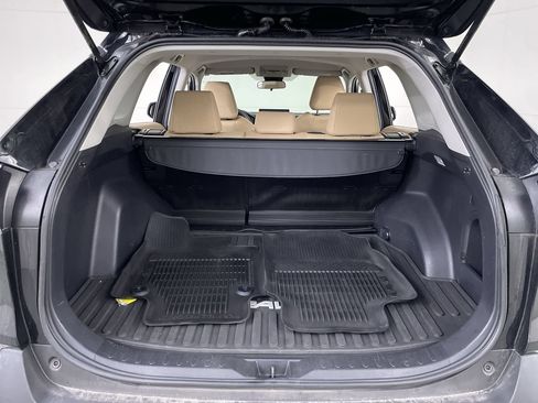 Used 2021 Toyota RAV4 LE AWD/4WD image 20