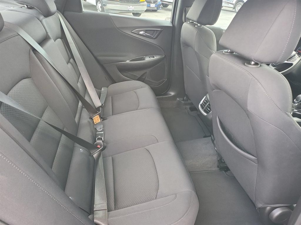 Certified 2024 Chevrolet Malibu LT FWD image 18