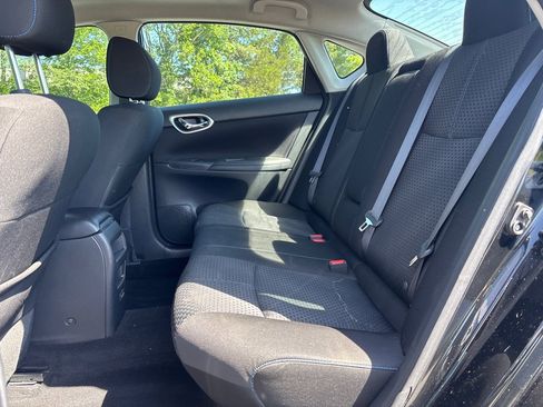 Used 2017 Nissan Sentra SR Turbo w/ SR Midnight Edition FWD image 12