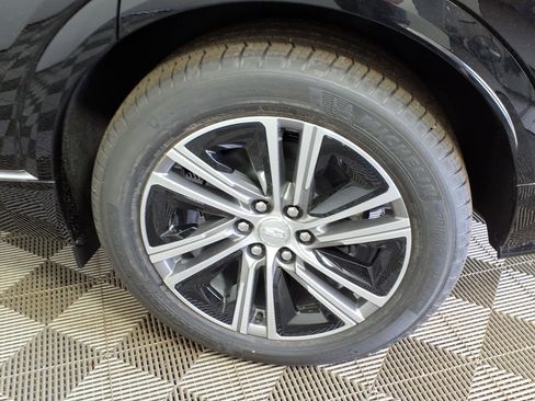 New 2026 Cadillac Lyriq Luxury AWD/4WD image 12