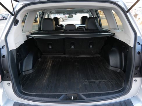 Used 2016 Subaru Forester 2.5i Limited image 18