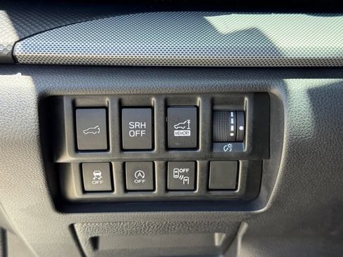 Used 2021 Subaru Forester Limited AWD/4WD image 28