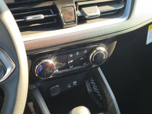 New 2026 Chevrolet TrailBlazer LT w/ Midnight Edition AWD/4WD image 19