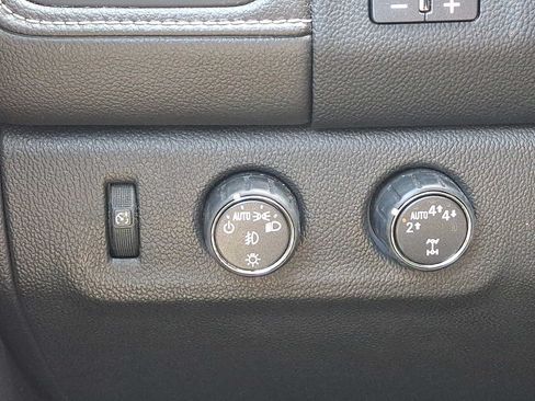 Used 2019 GMC Canyon Denali AWD/4WD image 25