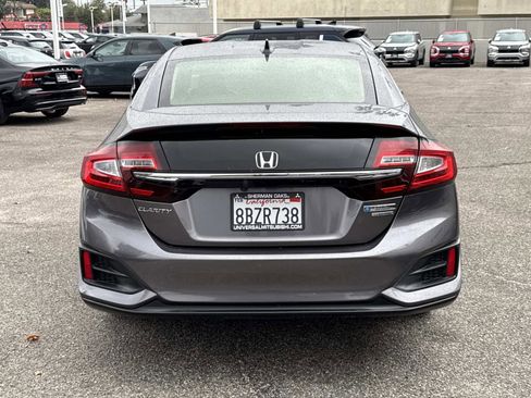 Used 2018 Honda Clarity Touring image 4