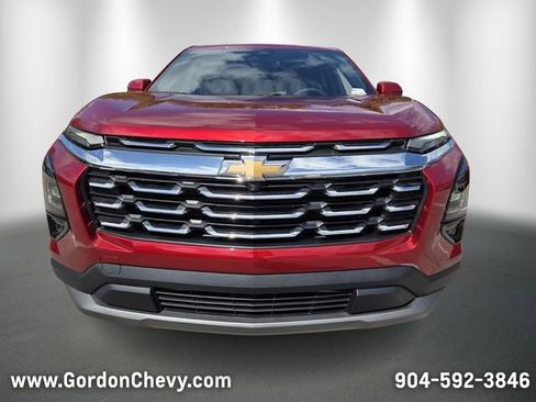 New 2026 Chevrolet Equinox LT w/ Convenience Package II AWD/4WD image 11