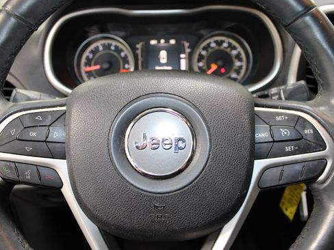 Used 2014 Jeep Cherokee Latitude FWD image 12