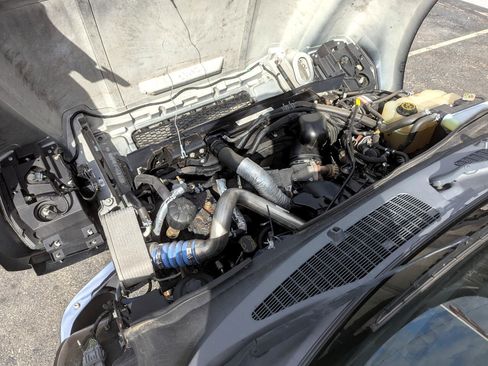 Used 2019 Ford F650 2WD SuperCab Super Duty image 33