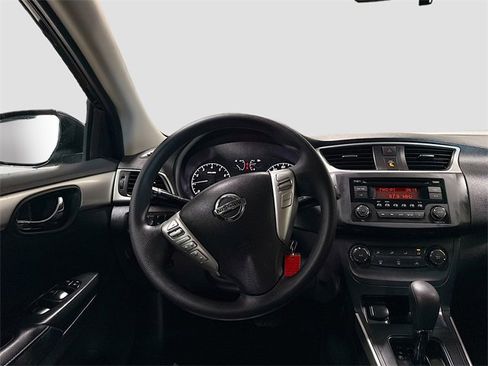 Used 2017 Nissan Sentra S image 19
