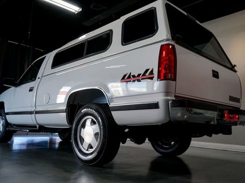 Used 1998 Chevrolet Silverado 1500 4x4 Regular Cab w/ Preferred Equipment Group 2 image 54