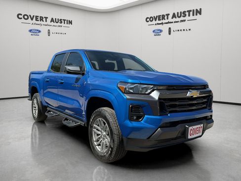 Used 2023 Chevrolet Colorado LT w/ LT Convenience Package II image 7