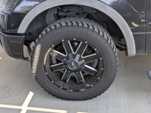 Used 2014 Ford F150 FX4 w/ Equipment Group 402A Luxury AWD/4WD image 4