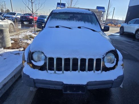 Used 2007 Jeep Liberty Sport image 8