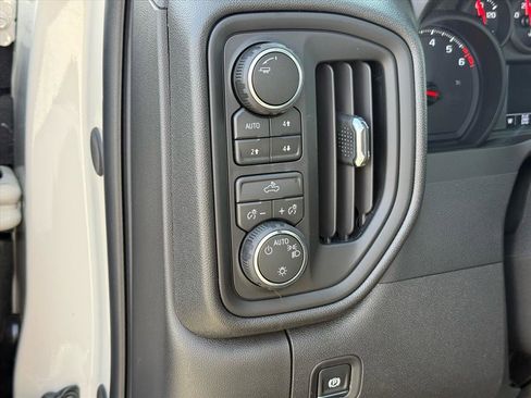 New 2026 Chevrolet Silverado 1500 Custom Trail Boss image 11