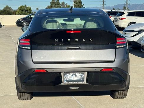 New 2026 Nissan Leaf SV+ w/ Floor Mat Package (SV+) image 5