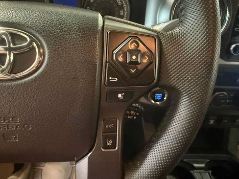 Used 2023 Toyota Tacoma TRD Sport AWD/4WD image 30