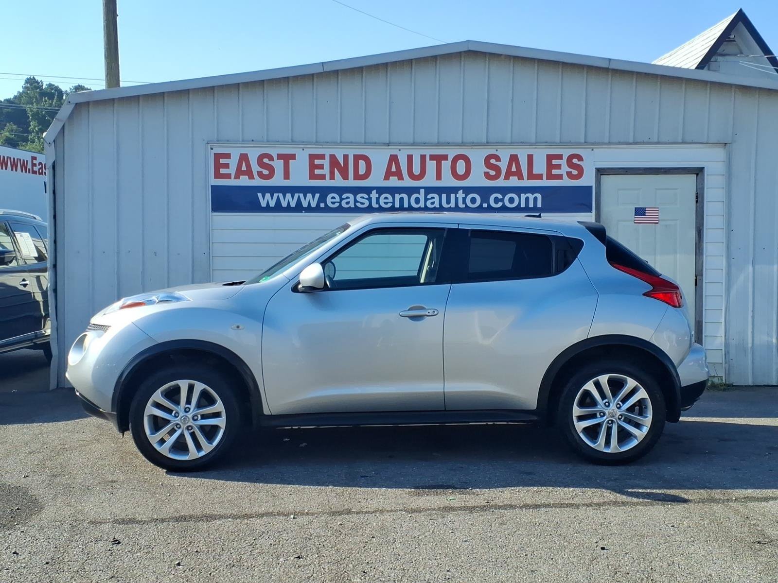 Used 2014 Nissan Juke SL AWD/4WD image 2