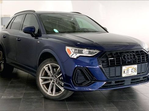 Used 2022 Audi Q3 2.0T Premium Plus AWD/4WD image 2