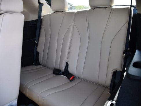 Used 2026 Acura MDX SH-AWD image 17