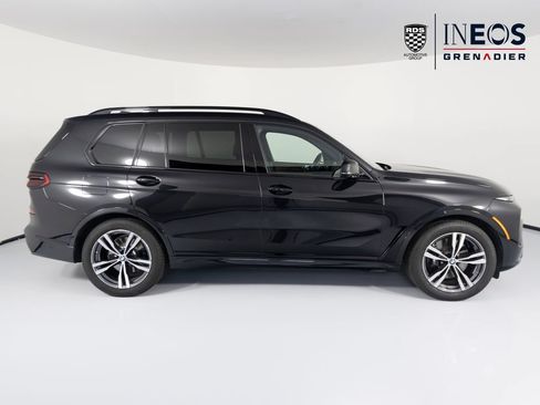 Used 2026 BMW X7 xDrive40i w/ M Sport Package AWD/4WD image 6