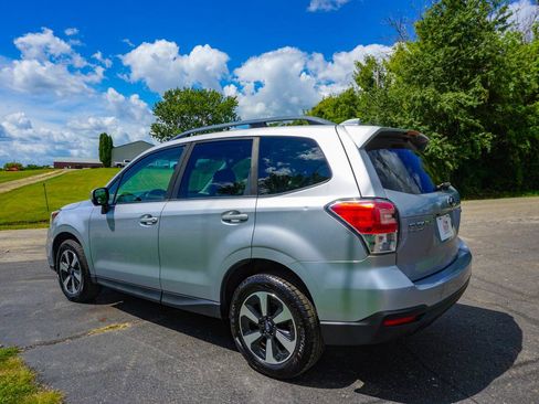 Used 2017 Subaru Forester 2.5i Premium w/ All-Weather Package AWD/4WD image 7