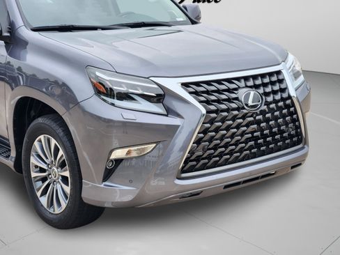 Certified 2023 Lexus GX 460 Luxury w/ Accessory Package AWD/4WD image 37