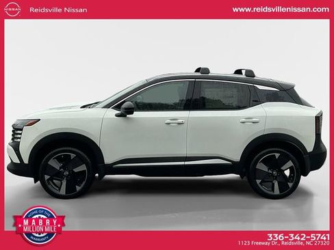 New 2026 Nissan Kicks SR w/ Interior Electronics Package image 3