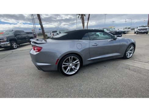 Used 2021 Chevrolet Camaro LT w/ Technology Package image 8