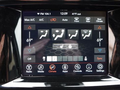 Certified 2022 Dodge Durango GT image 30