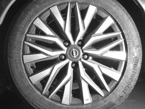 Used 2025 Nissan Altima 2.5 SV image 14