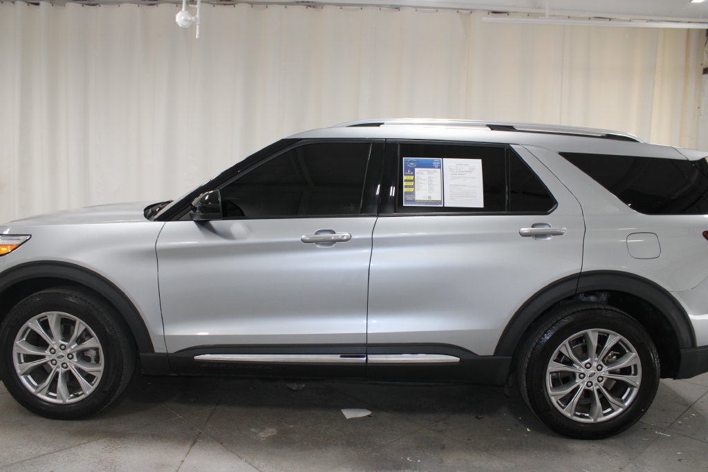 Used 2024 Ford Explorer Limited AWD/4WD image 6