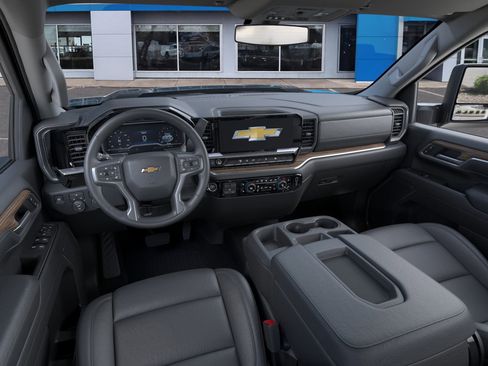 New 2026 Chevrolet Silverado 3500 LT image 25