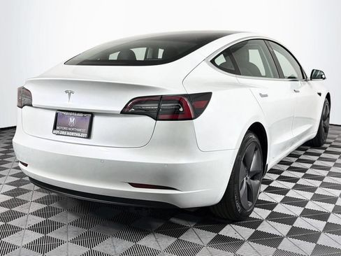 Used 2020 Tesla Model 3 Standard Range Plus RWD image 23