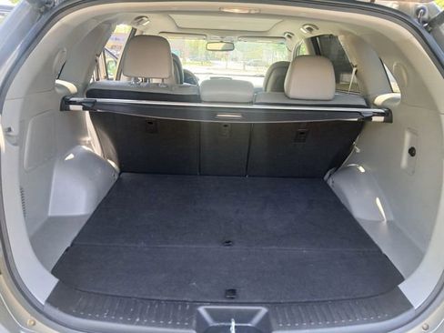 Used 2014 Kia Sorento SX FWD image 42