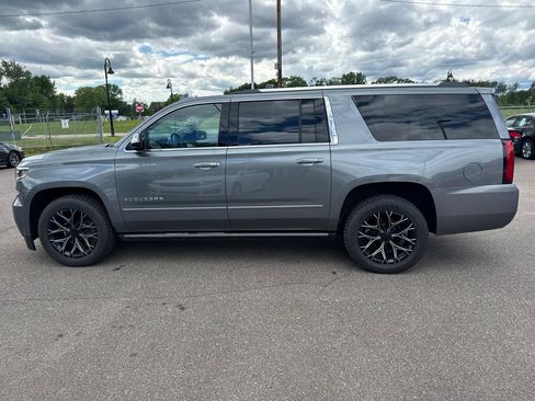 Used 2020 Chevrolet Suburban Premier w/ Premier Plus Edition AWD/4WD image 8