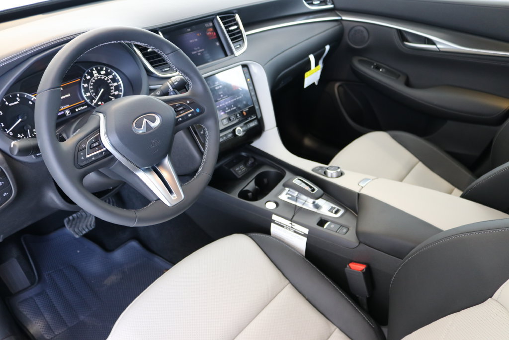 Used 2025 INFINITI QX55 Luxe w/ Cargo Package AWD/4WD image 20