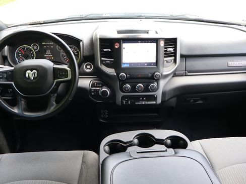 Used 2024 RAM 2500 Big Horn AWD/4WD image 19