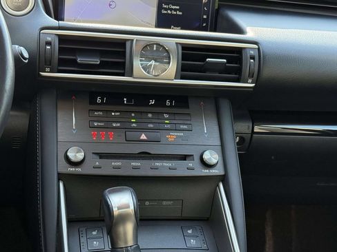 Used 2019 Lexus IS 300 AWD w/ Navigation Package image 17