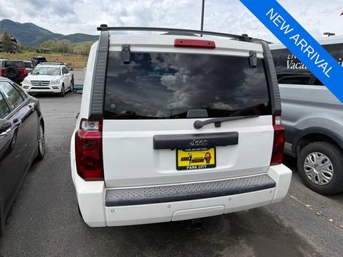 Used 2006 Jeep Commander 2WD image 5