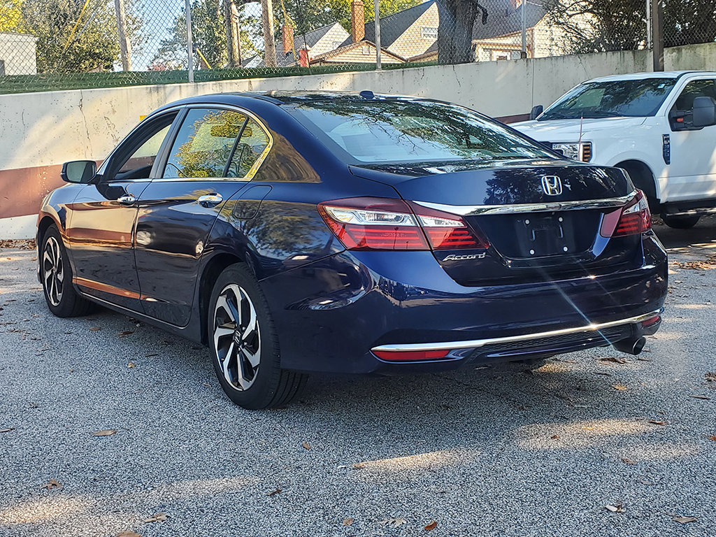 Used 2017 Honda Accord EX-L image 4