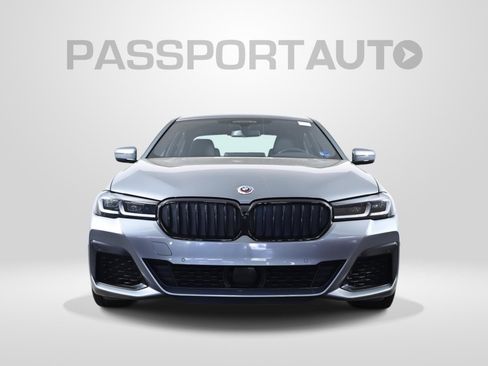 Used 2023 BMW M550i xDrive w/ Executive Package AWD/4WD image 2