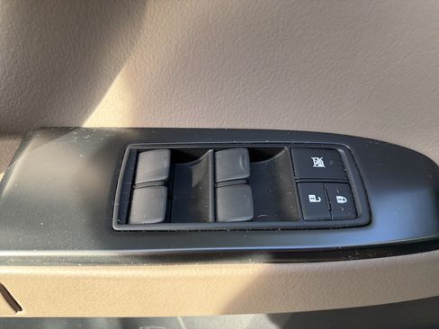 Certified 2023 Lexus GX 460 Premium w/ Premium Package AWD/4WD image 14