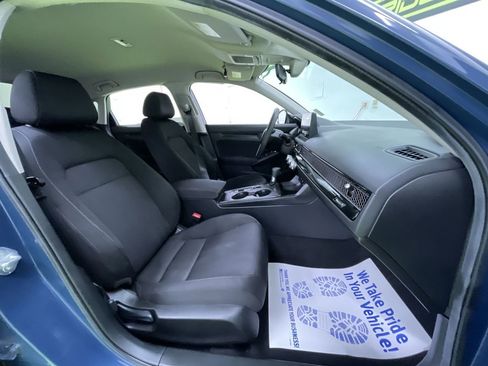 Used 2025 Honda Civic LX image 27