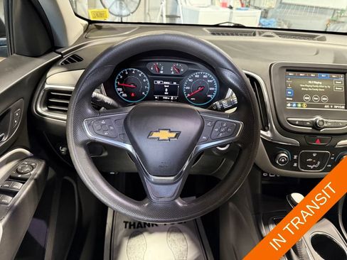 Used 2019 Chevrolet Equinox LS w/ LS Convenience Package AWD/4WD image 6